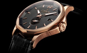 Deux nouvelles déclinaisons pour la collection icône Corum Bridges Golden Bridge Tourbillon avec pont saphir &amp; Ti-Bridge Power Reserve